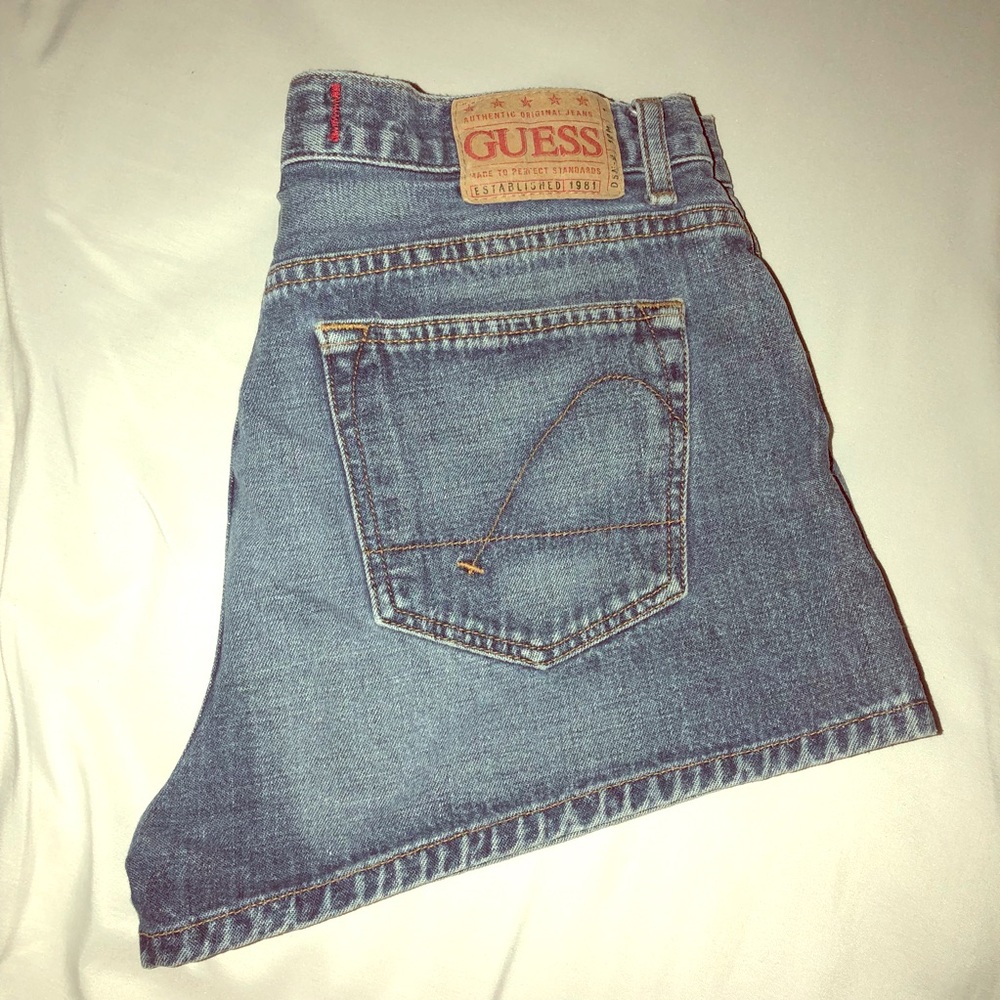 GUESS jean shorts👖✨